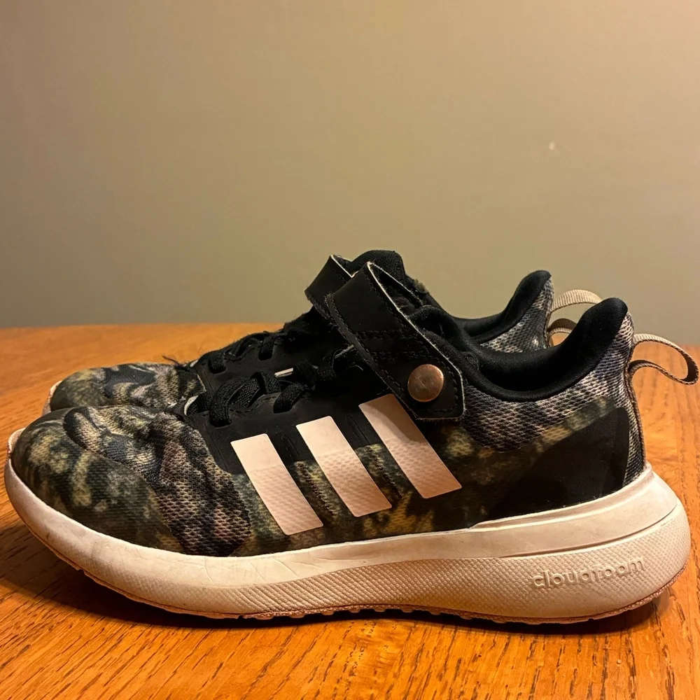 adidas Tensaur‎ Run Kids Camo Print Running Shoes IF9156 Sneakers Size 2